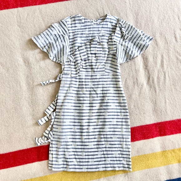 Whit NY side tie dress - Picture 2 of 6